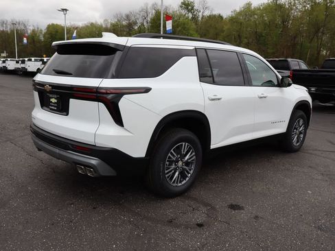 New 2026 Chevrolet Traverse LT FWD image 31