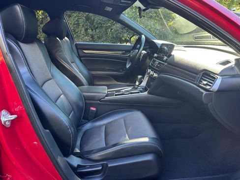 Used 2018 Honda Accord Sport image 27