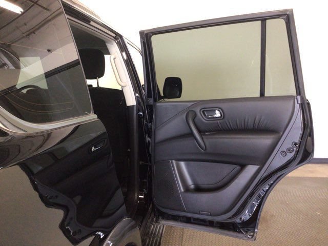 Used 2022 Nissan Armada S AWD/4WD image 7
