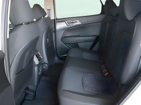 New 2026 Kia Sportage S AWD/4WD image 17