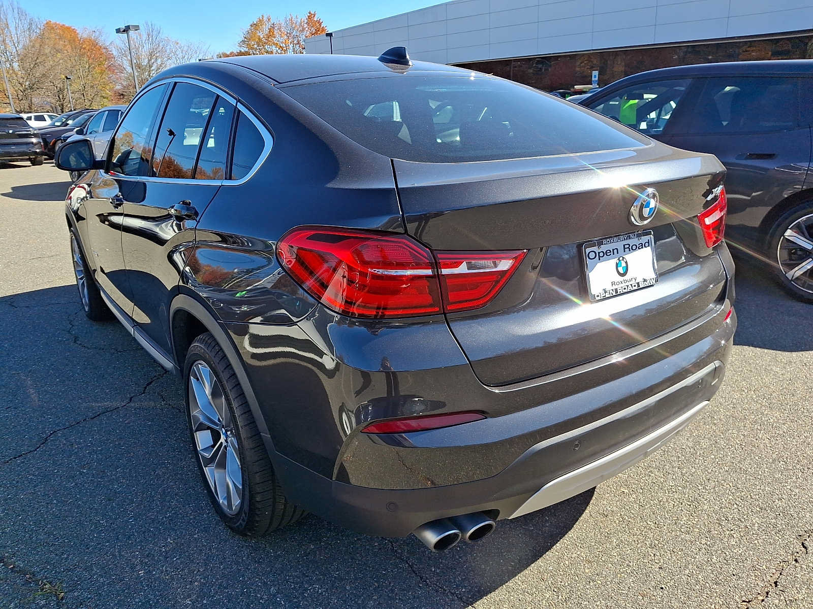 Used 2018 BMW X4 xDrive28i AWD/4WD image 5