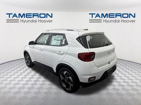 New 2026 Hyundai Venue SEL image 3