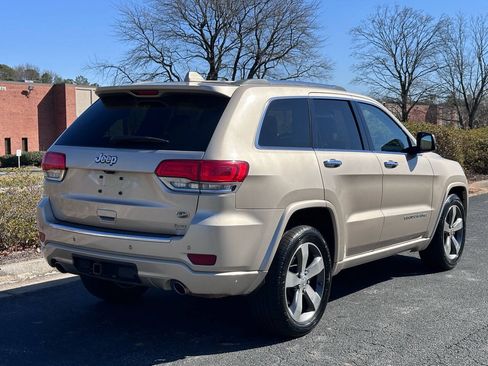 Used 2014 Jeep Grand Cherokee Overland w/ Trailer Tow Group IV RWD image 8