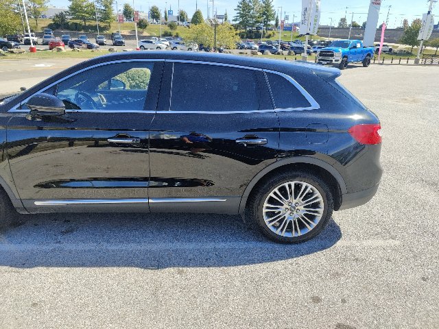 Used 2018 Lincoln MKX Reserve w/ Lincoln MKX Climate Package FWD image 9