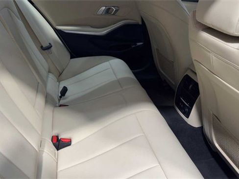 Used 2019 BMW 330i 330i w/ Premium Package image 15