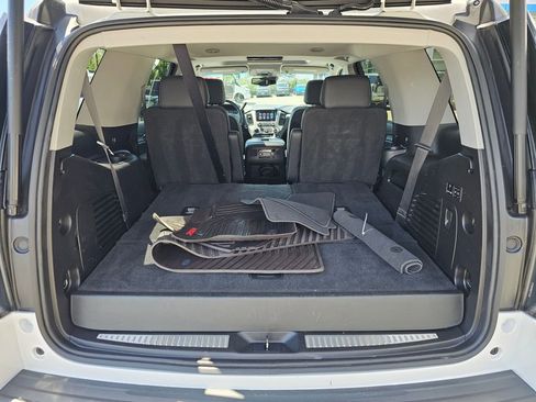Used 2019 GMC Yukon SLT w/ Open Road Package AWD/4WD image 15