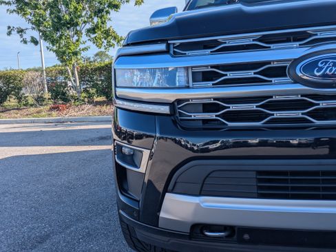 Certified 2023 Ford Expedition Max Platinum AWD/4WD image 9
