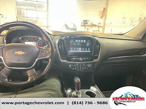 Used 2019 Chevrolet Traverse LT image 13