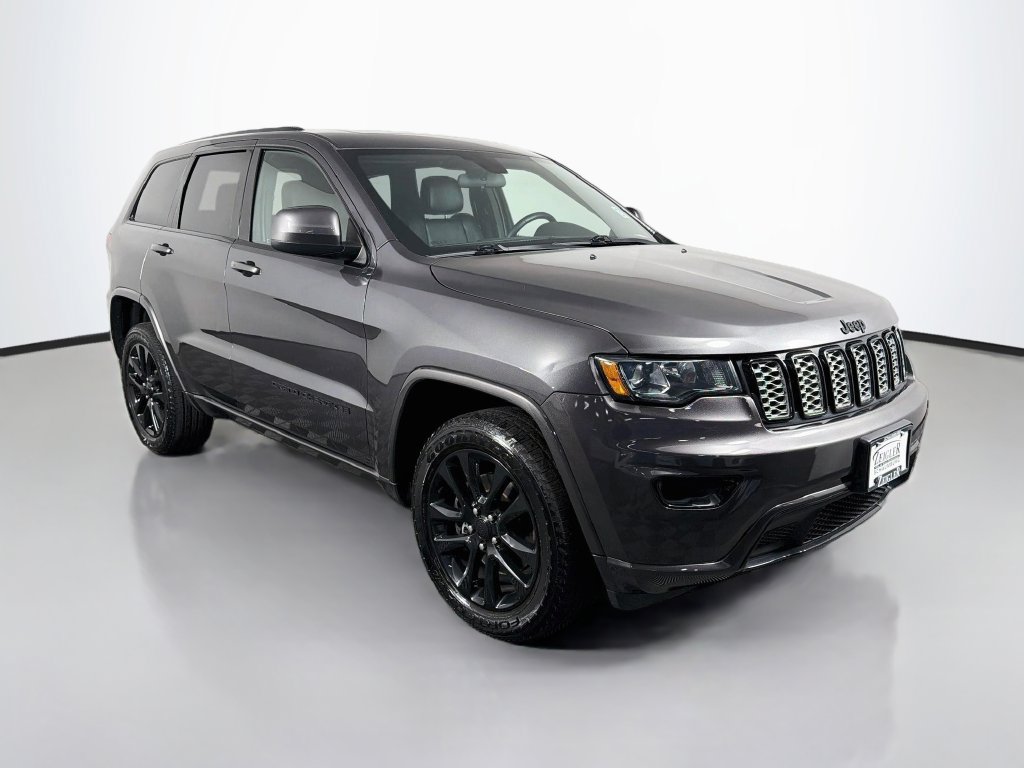 Used 2021 Jeep Grand Cherokee Laredo X AWD/4WD image 1