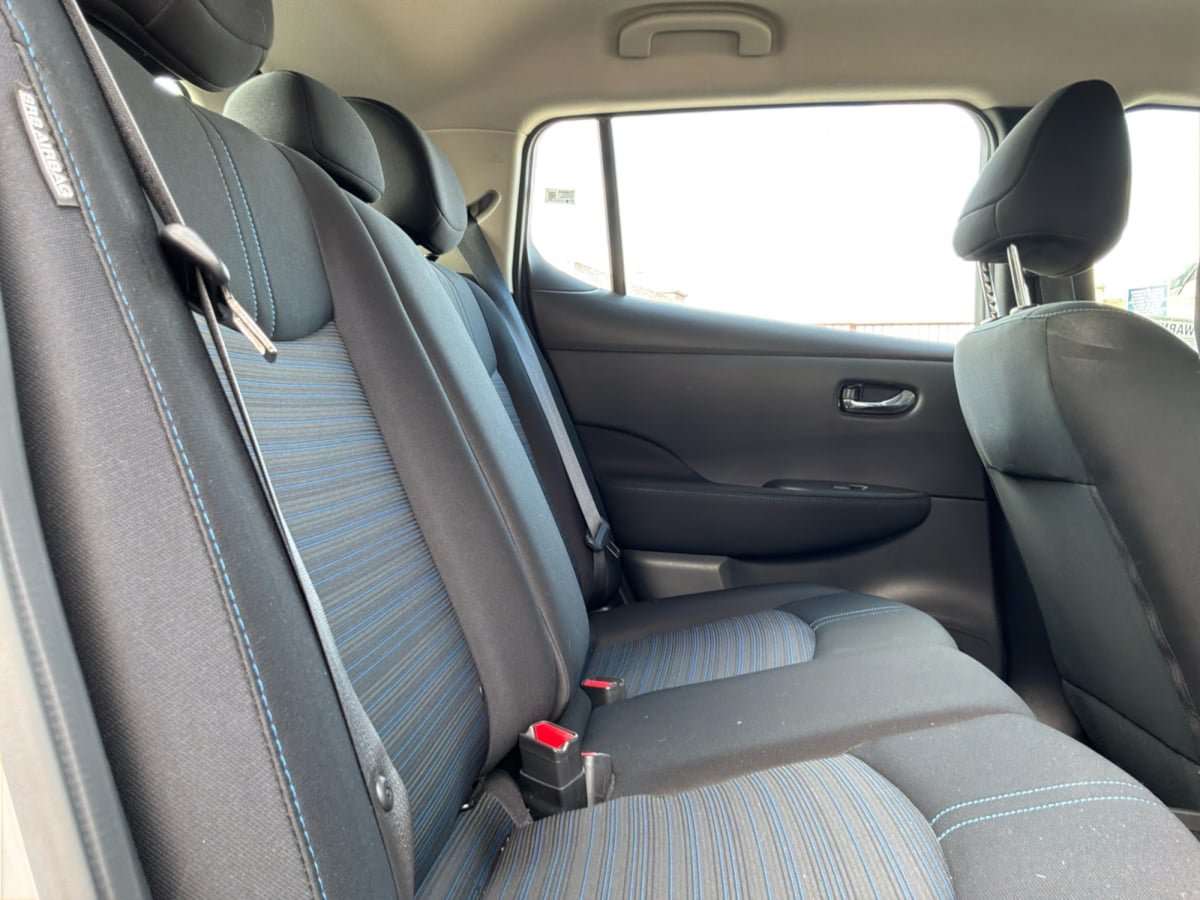 Used 2023 Nissan Leaf S FWD image 20