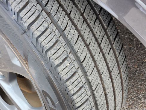 Used 2023 Ford Escape ST-Line image 3