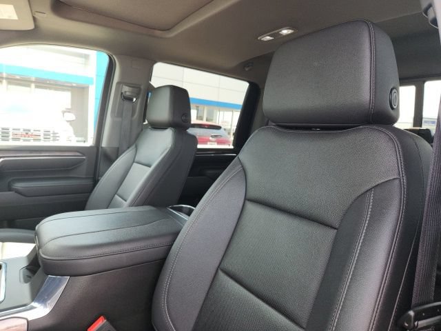 Used 2024 Chevrolet Silverado 2500 LTZ w/ LTZ Plus Package AWD/4WD image 13