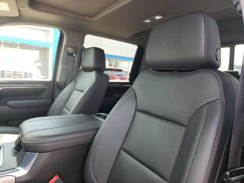 Used 2024 Chevrolet Silverado 2500 LTZ w/ LTZ Plus Package AWD/4WD image 13