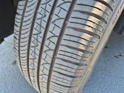Used 2023 Rivian R1S Adventure AWD/4WD image 12