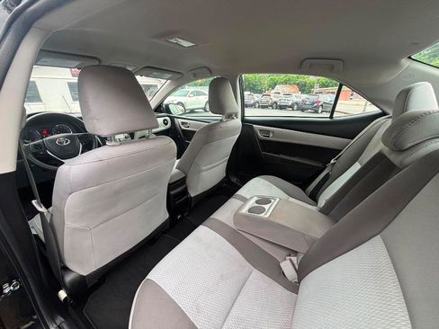 Used 2019 Toyota Corolla LE FWD image 27
