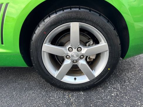 Used 2010 Chevrolet Camaro LT RWD image 11