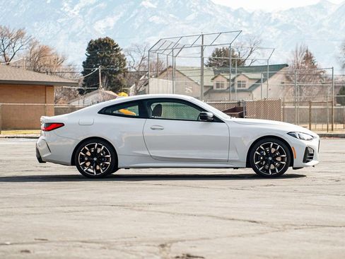 Certified 2025 BMW 430i xDrive 430i xDrive w/ M Sport Package image 4