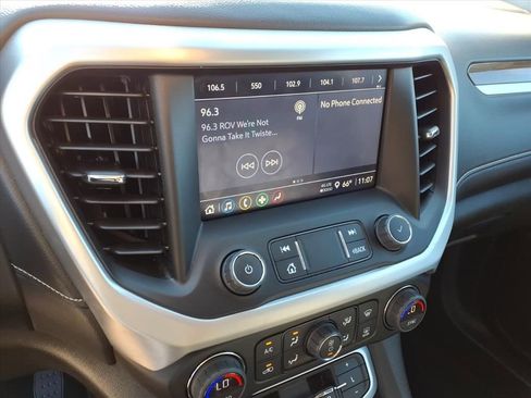 Used 2023 GMC Acadia SLE w/ Driver Convenience Package image 23