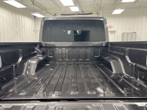 New 2026 Jeep Gladiator Rubicon AWD/4WD image 23