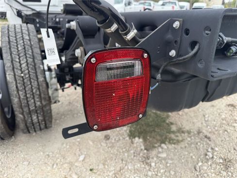 New 2024 Ford F450 XL image 28