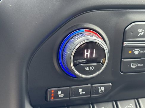 Used 2022 Chevrolet Silverado 2500 LTZ w/ LTZ Plus Package image 38