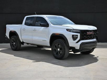 Used 2024 GMC Canyon Elevation