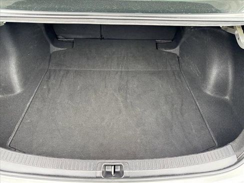 Used 2024 Toyota Corolla LE FWD image 8