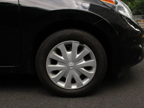 Used 2016 Nissan Versa Note SV FWD image 4