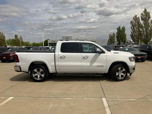 Certified 2022 RAM 1500 Laramie AWD/4WD image 3