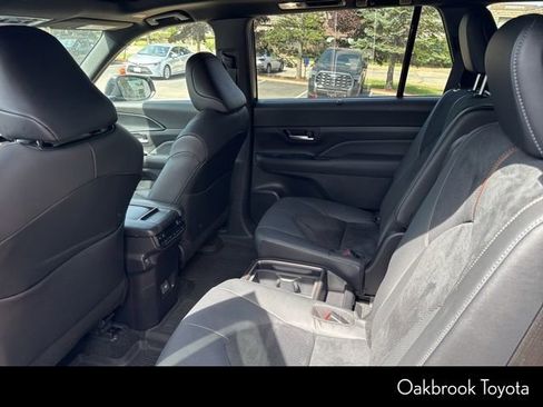 Certified 2026 Toyota Grand Highlander AWD Hybrid image 10