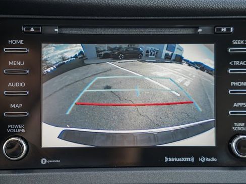 Used 2020 Toyota Sienna XLE image 40