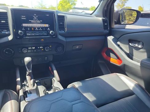 Used 2023 Nissan Frontier PRO-4X w/ Pro-4X Premium Package AWD/4WD image 14