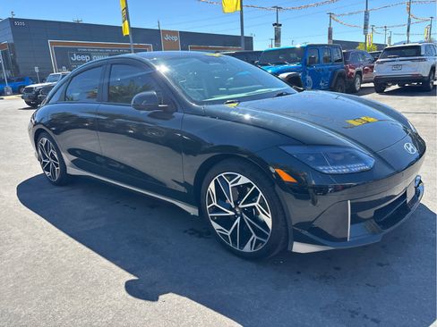 Used 2024 Hyundai Ioniq 6 SEL image 3