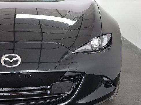 New 2025 MAZDA MX-5 Miata Grand Touring w/ Weather Package RWD image 12