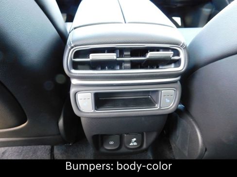 Used 2025 Genesis GV80 3.5T Advanced image 17