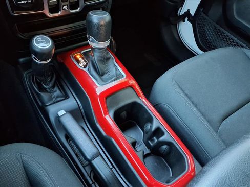 Used 2020 Jeep Gladiator Sport w/ Quick Order Package 24S image 21