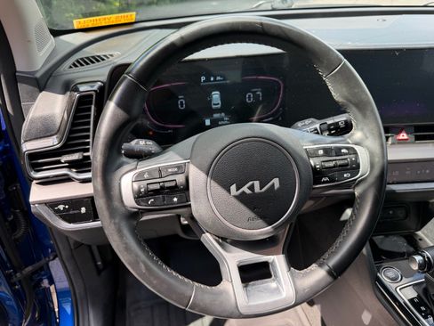 Used 2023 Kia Sportage EX FWD image 28