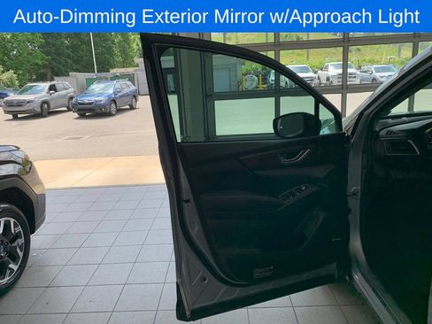 Used 2025 Subaru Ascent Touring AWD/4WD image 13