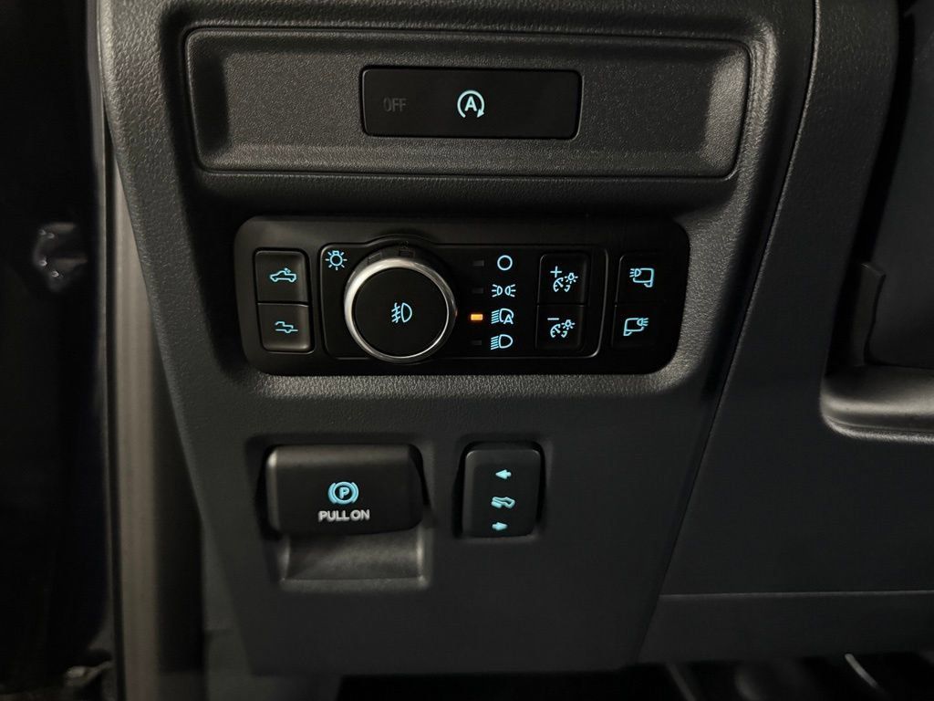 Used 2025 Ford F150 Raptor AWD/4WD image 32