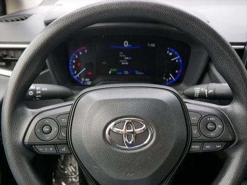 Certified 2022 Toyota Corolla LE FWD image 23