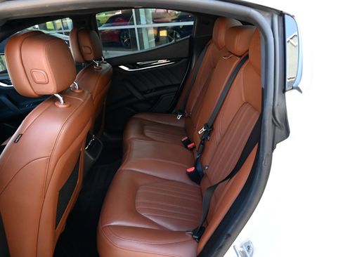 Used 2022 Maserati Ghibli Modena Q4 AWD/4WD image 37