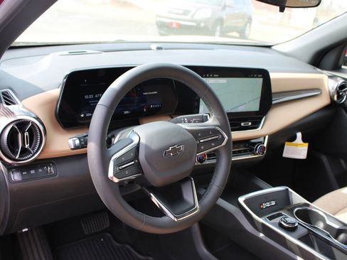 New 2026 Chevrolet Equinox ACTIV w/ Convenience Package III image 23