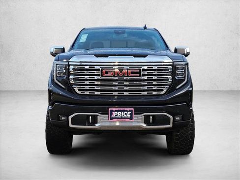 Used 2024 GMC Sierra 1500 Denali image 2