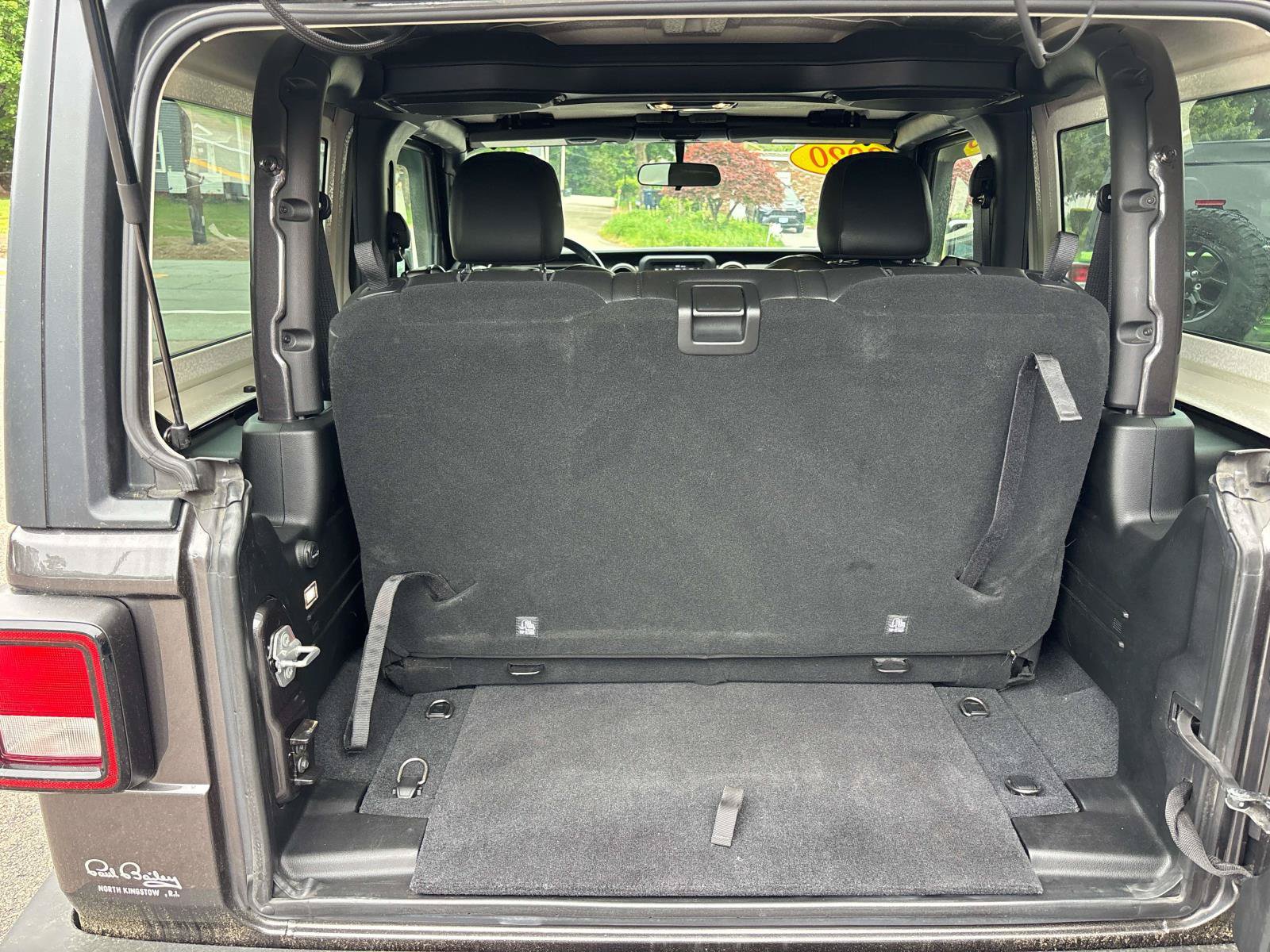 Used 2020 Jeep Wrangler Sport AWD/4WD image 6