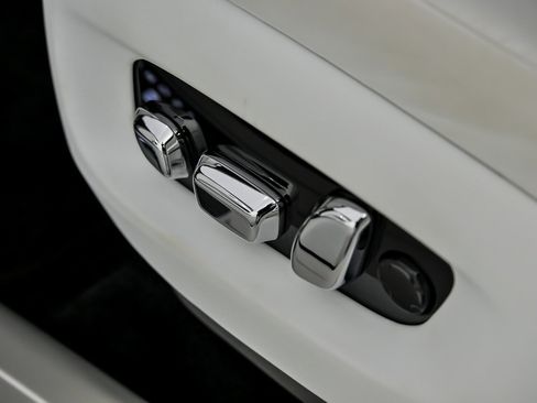 Used 2022 Rolls-Royce Ghost AWD/4WD image 28
