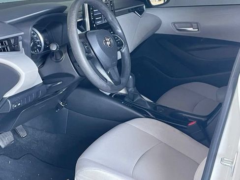 Used 2021 Toyota Corolla LE w/ Carpet Mat Package (TMS) FWD image 15