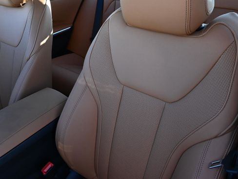 New 2026 BMW 330i Sedan w/ Premium Package image 10