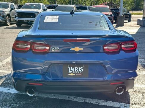 Used 2021 Chevrolet Camaro LT RWD image 5