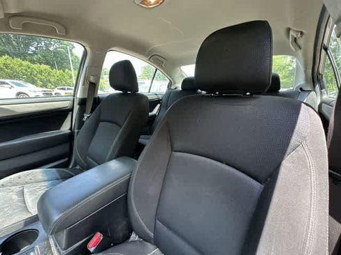 Used 2019 Subaru Legacy 2.5i Premium AWD/4WD image 12