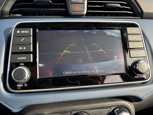 Used 2025 Nissan Versa SV w/ Trunk Package image 17